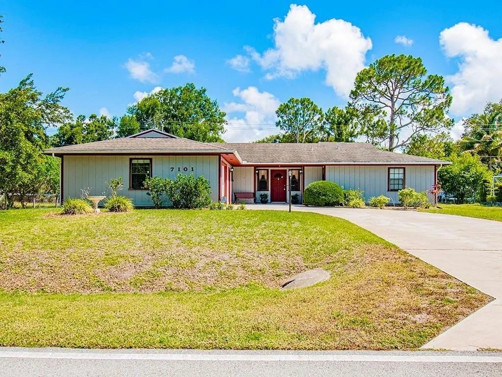 Foto de propiedad en 7101 NORTH BOULEVARD FORT PIERCE con MLS# TB8472285