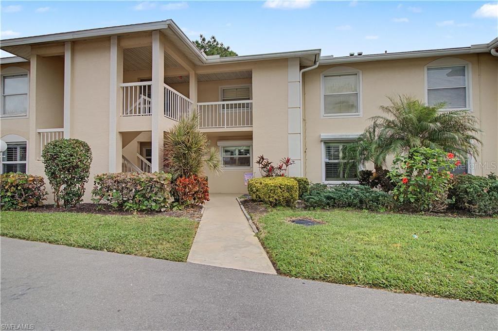Foto de propiedad en 741 LANDOVER CIR #102 NAPLES con MLS# TB8478211