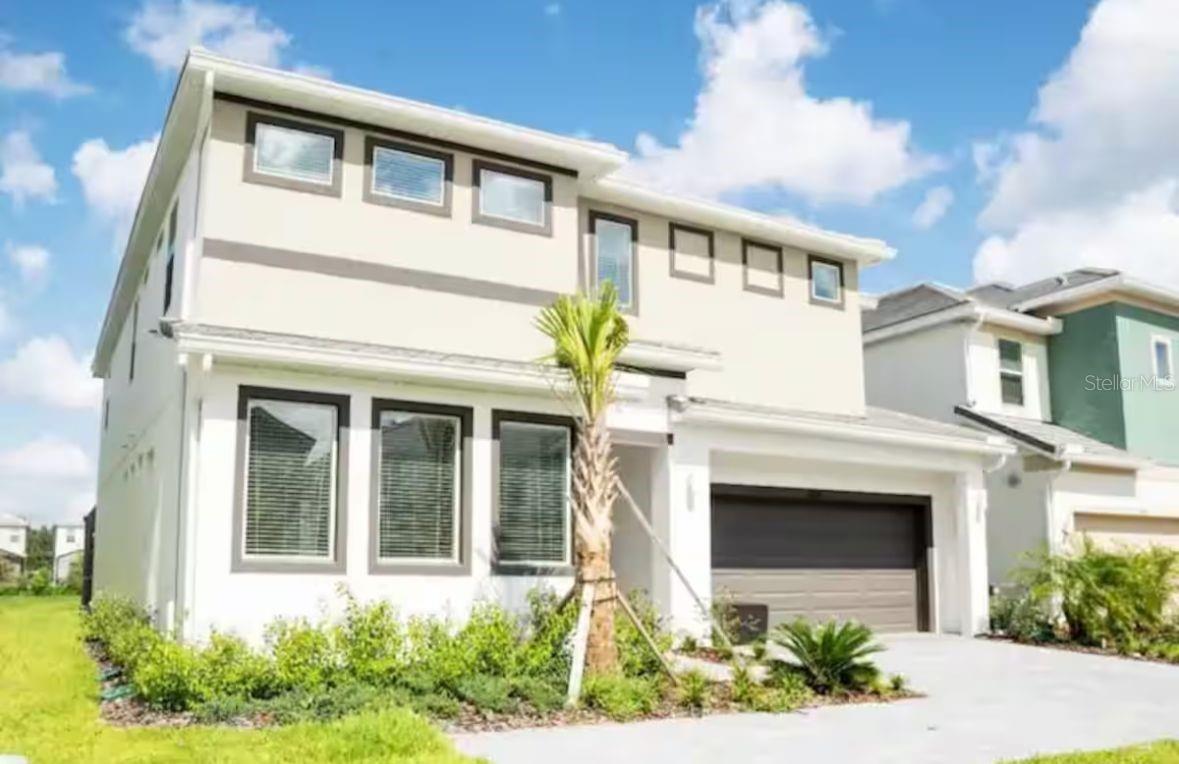 Foto de propiedad en  KISSIMMEE con MLS# TB8509322