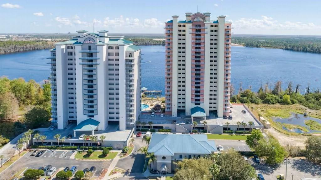 En Venta 13415 BLUE HERON BEACH DR #1201, ORLANDO, FL 32821