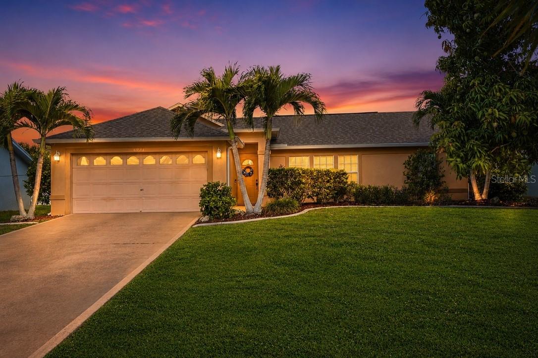 Foto de propiedad en 4934 SW 20TH PL CAPE CORAL con MLS# TB8517744