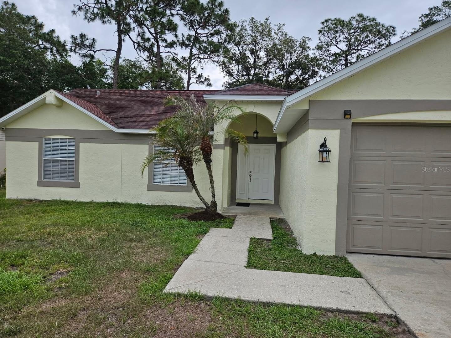 Foto de propiedad en 9687 LINGWOOD TRL ORLANDO con MLS# TB8519874