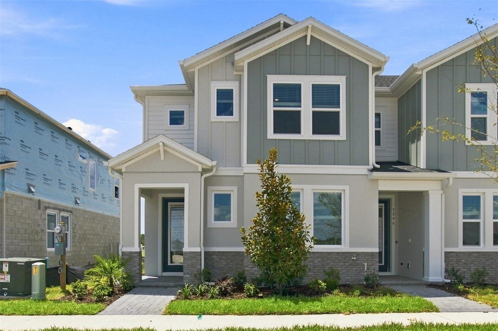 Foto de propiedad en 5600 COOPERS HAWK CT ST CLOUD con MLS# TB8521584