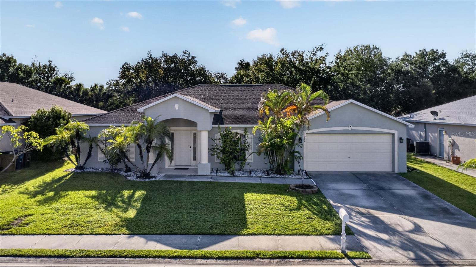 En Venta 2502 NATURE POINTE LOOP, FORT MYERS, FL 33905