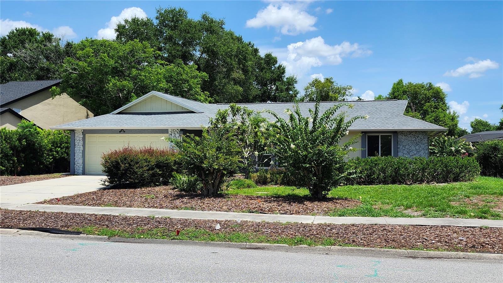 Foto de propiedad en 8531 PORT SAID ST ORLANDO con MLS# TB8524745