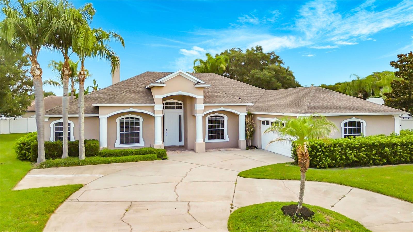 Foto de propiedad en 3910 COUNTRYSIDE VIEW CT ST CLOUD con MLS# TB8531792