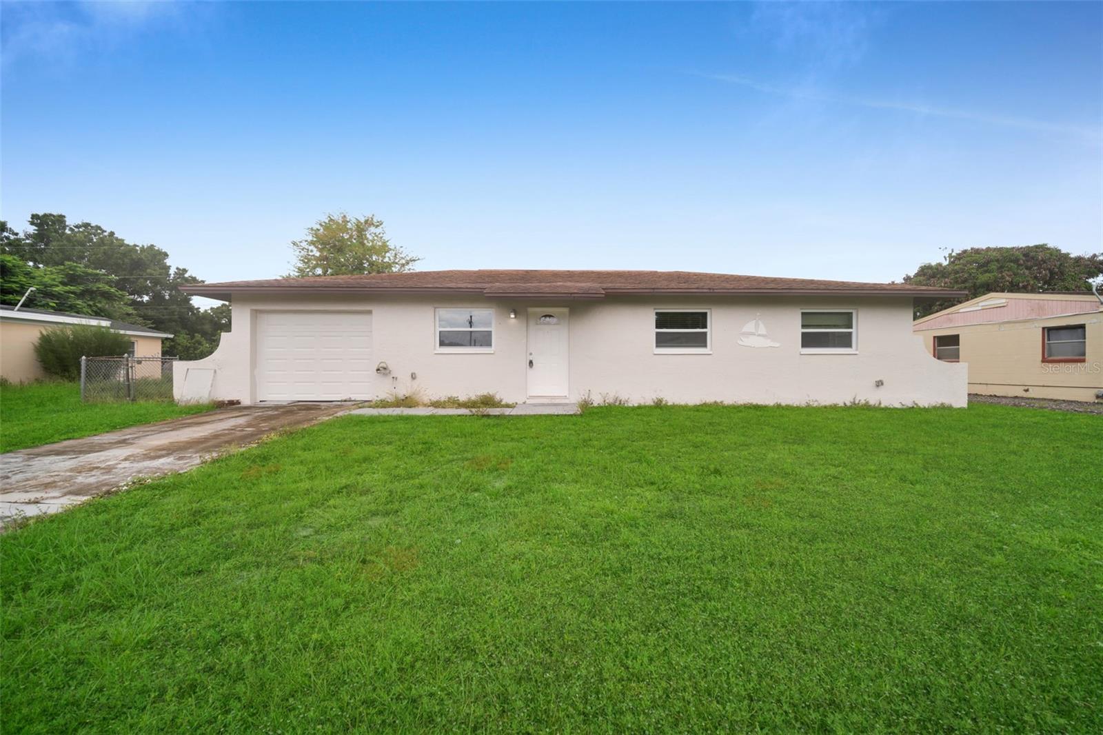 En Venta 38 ABACO ST, LEHIGH ACRES, FL 33936