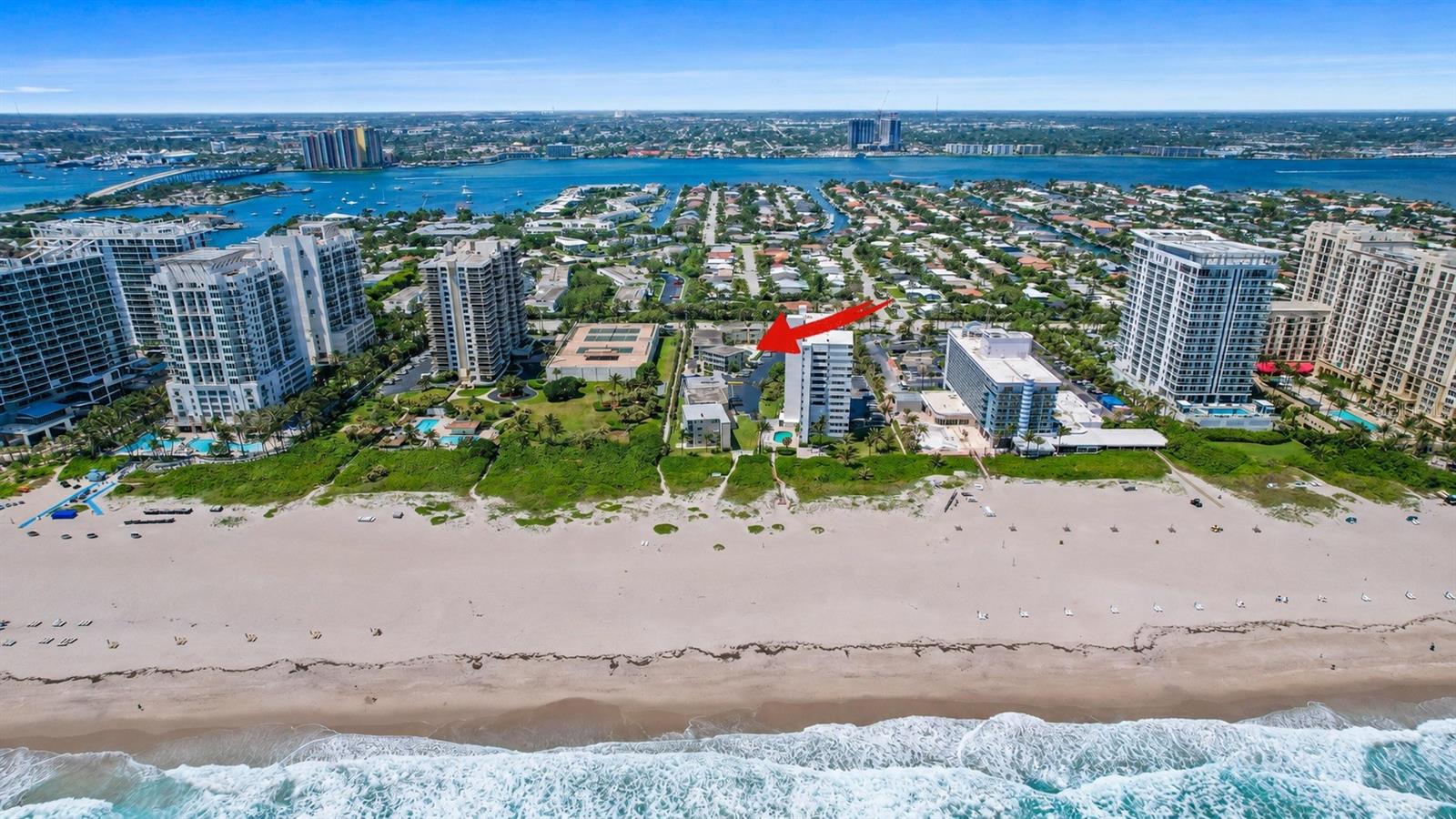 Foto de propiedad en 3600 N OCEAN DR #310 RIVIERA BEACH con MLS# TB8535789