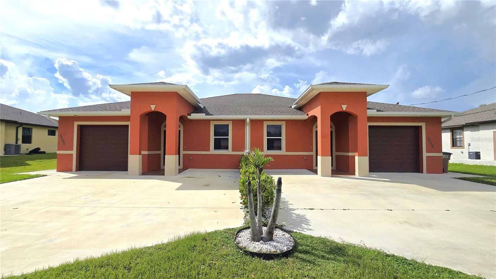 En Venta 2325/2327 DANIEL AVE N, LEHIGH ACRES, FL 33971