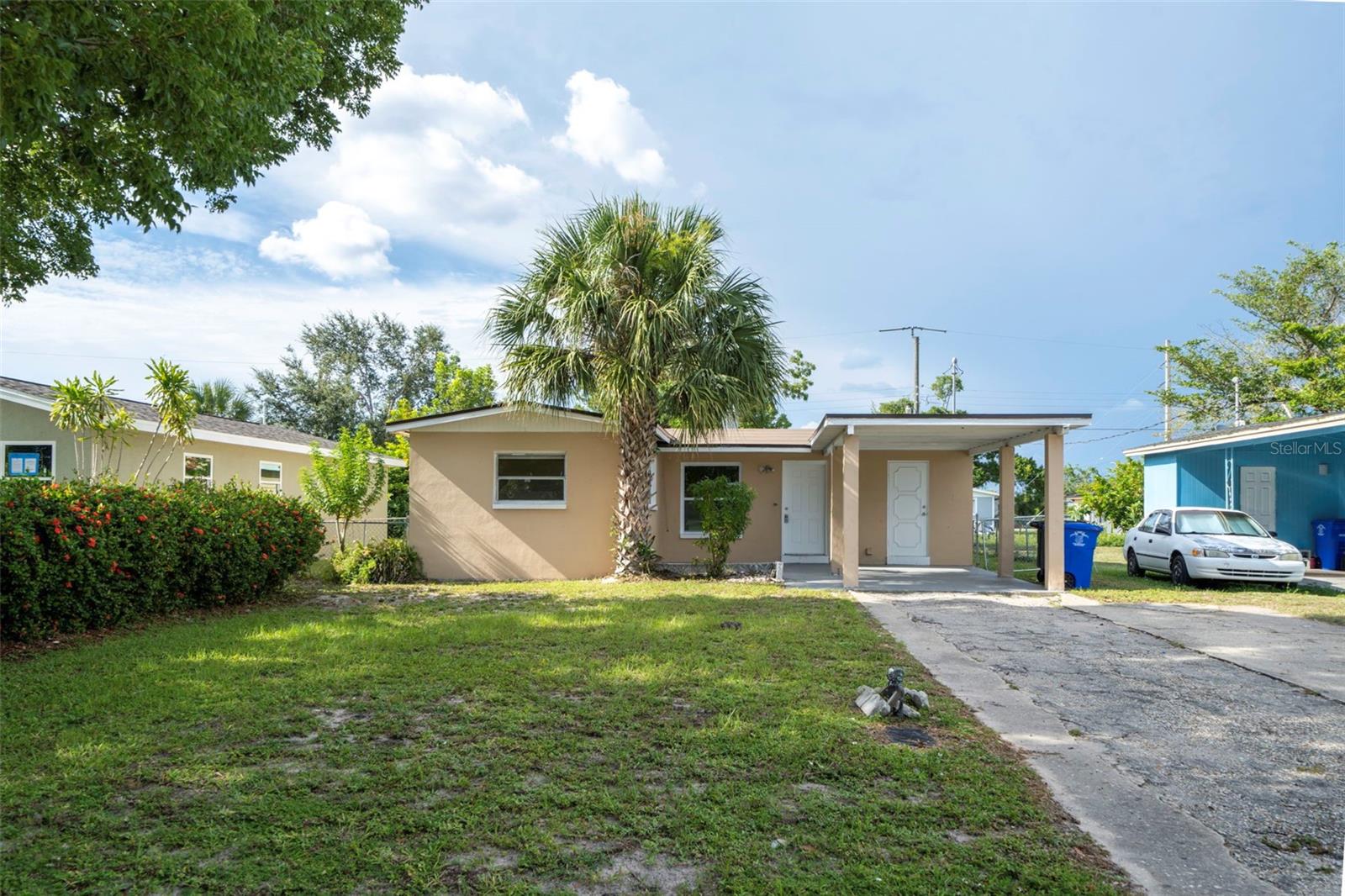 En Venta 2985 SAINT CHARLES ST, FORT MYERS, FL 33916
