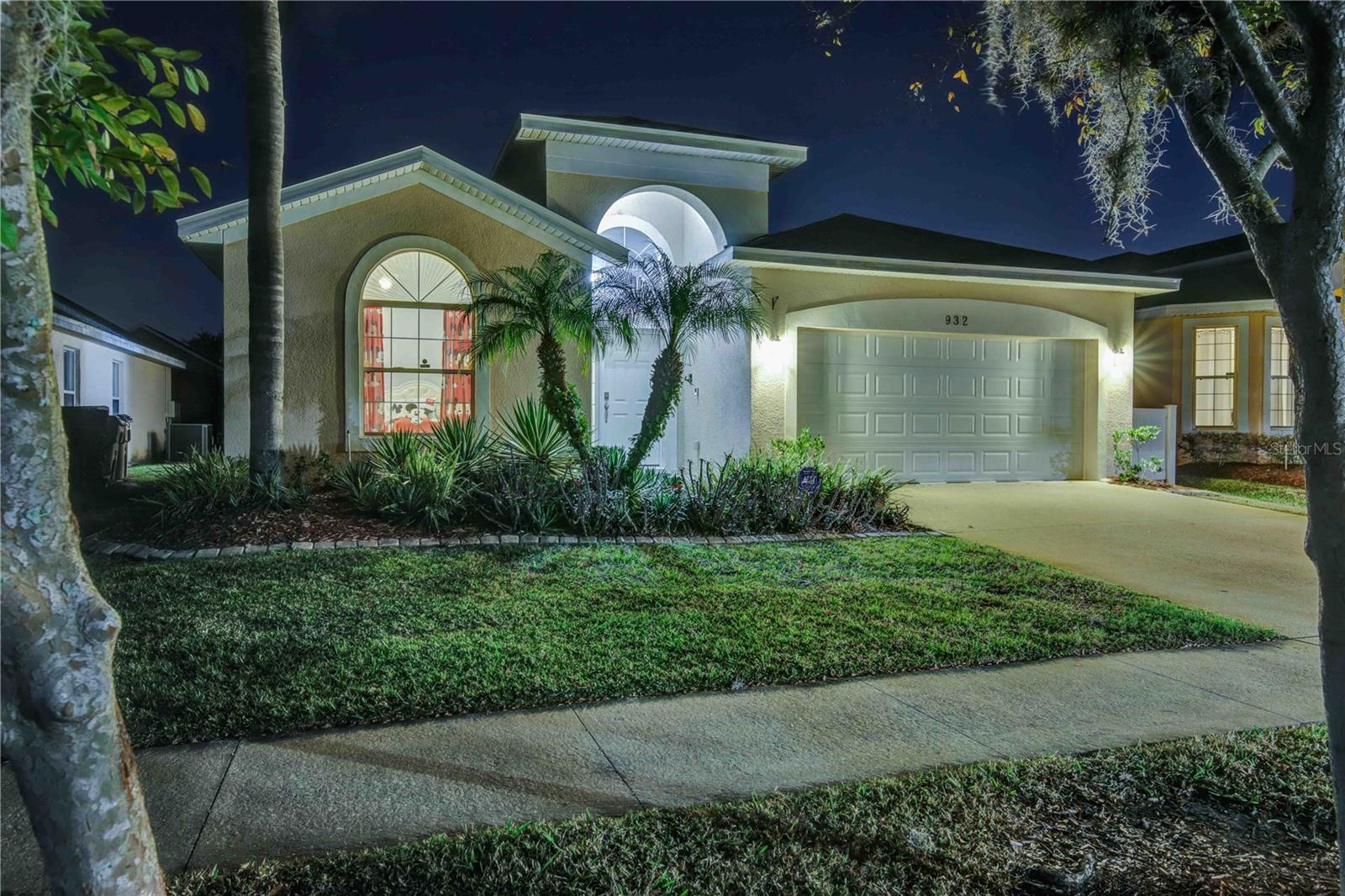En Venta 932 EMERALD GREEN CT, KISSIMMEE, FL 34746