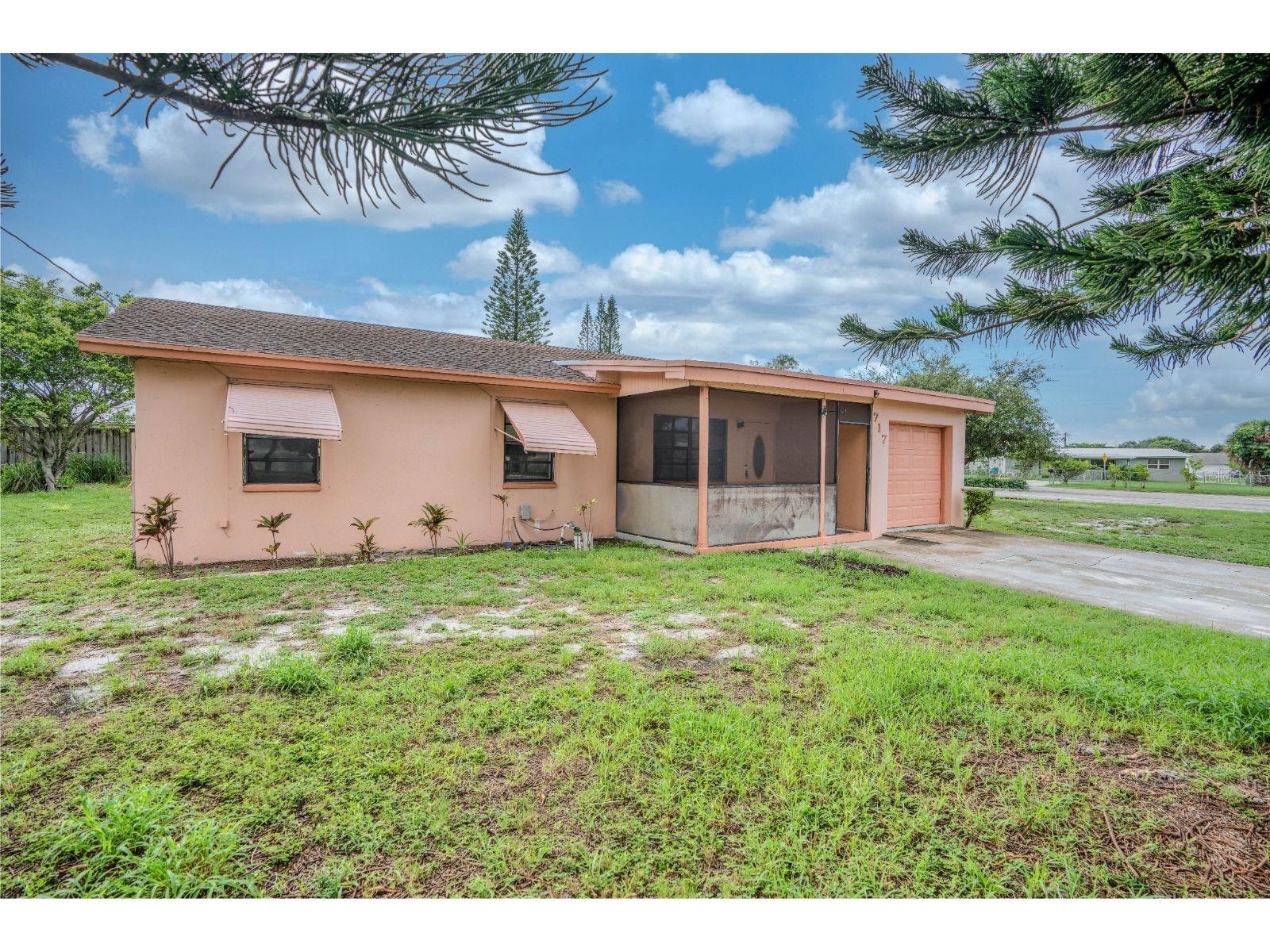 En Venta 717 NW 1ST ST, BOYNTON BEACH, FL 33435