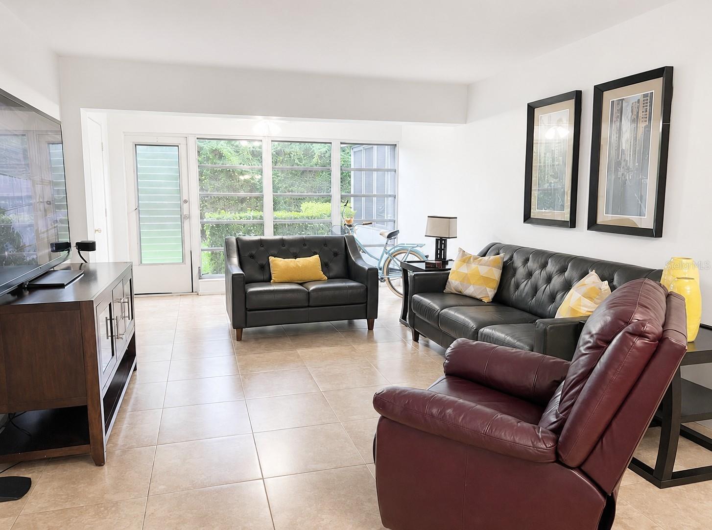 En Venta 2530 BLACK OLIVE BLVD #103, DELRAY BEACH, FL 33445