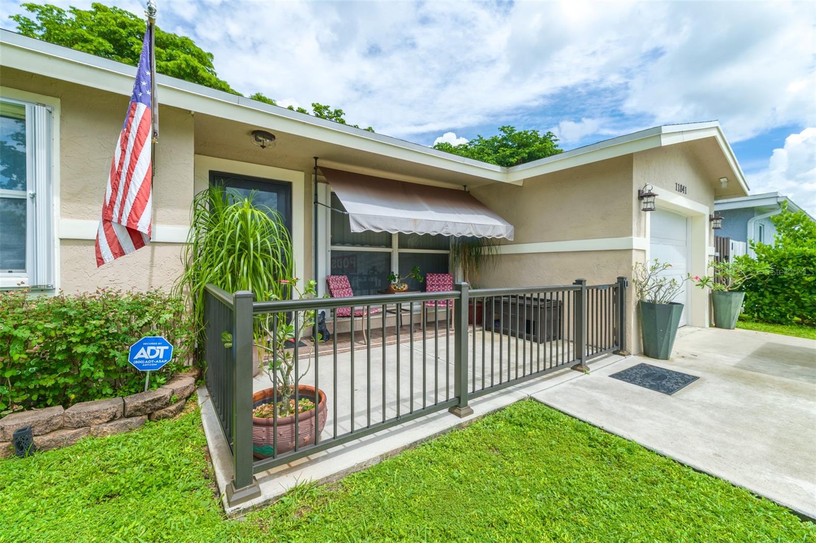 En Venta 11841 NW 33RD ST, SUNRISE, FL 33323