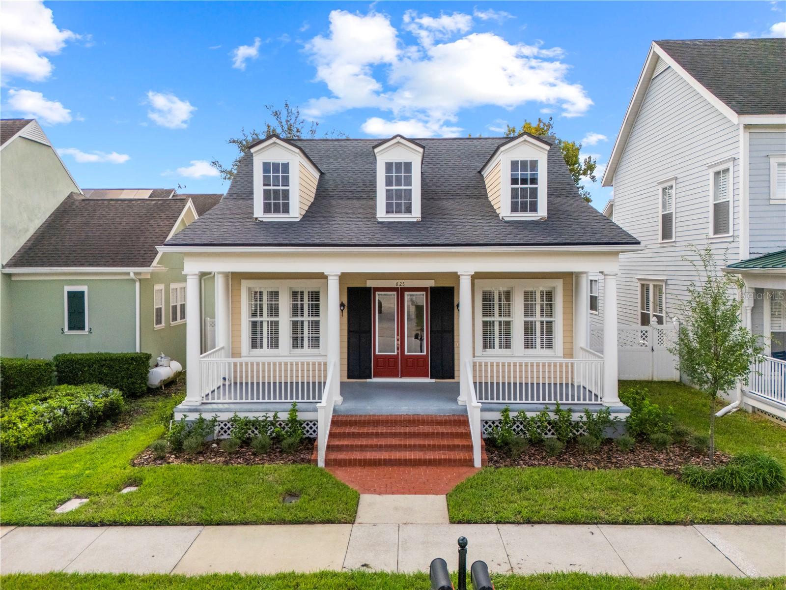 En Venta 825 SPRING PARK LOOP, CELEBRATION, FL 34747