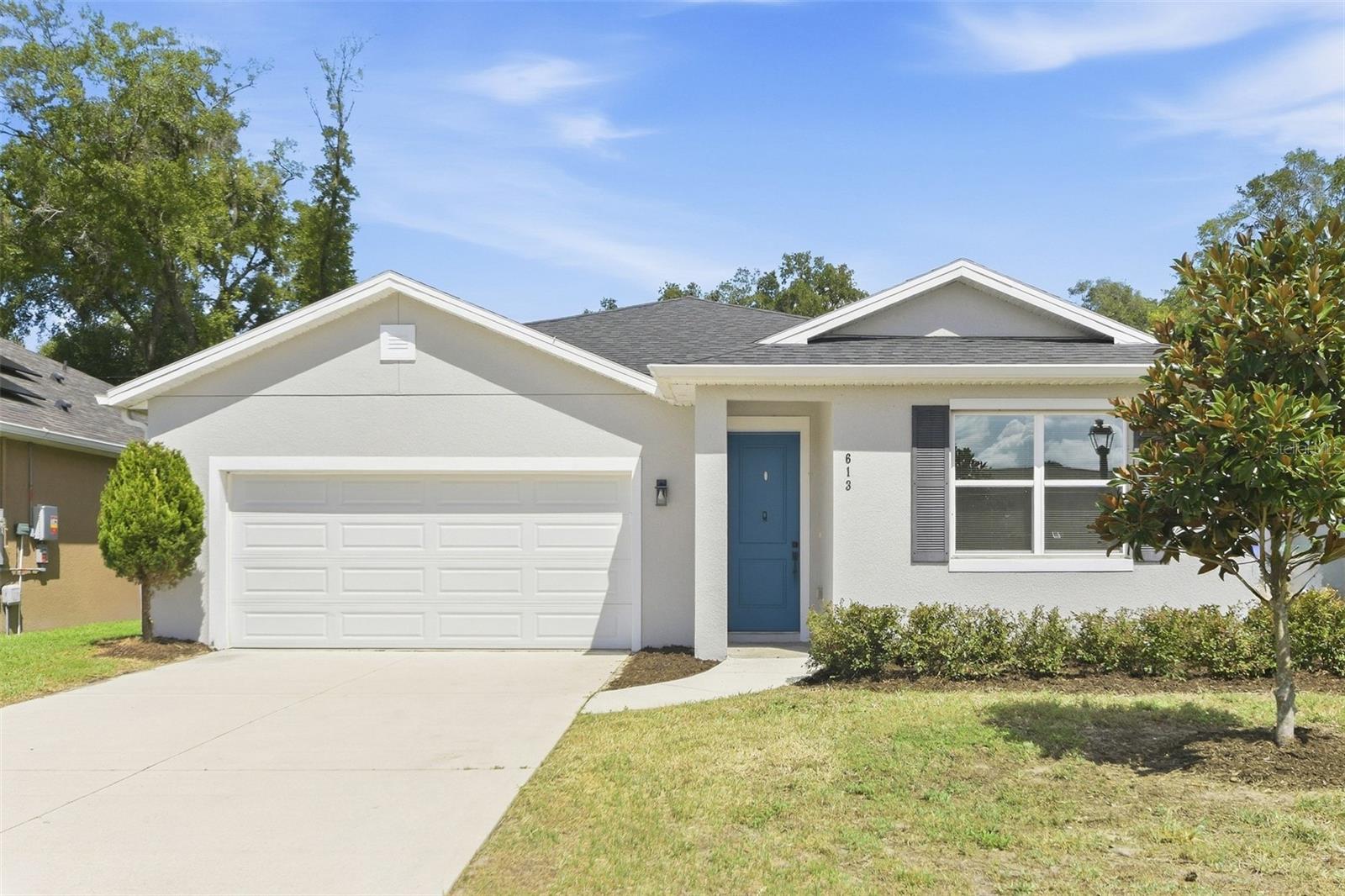 En Venta 613 DOMINISH ESTATES DR, APOPKA, FL 32712