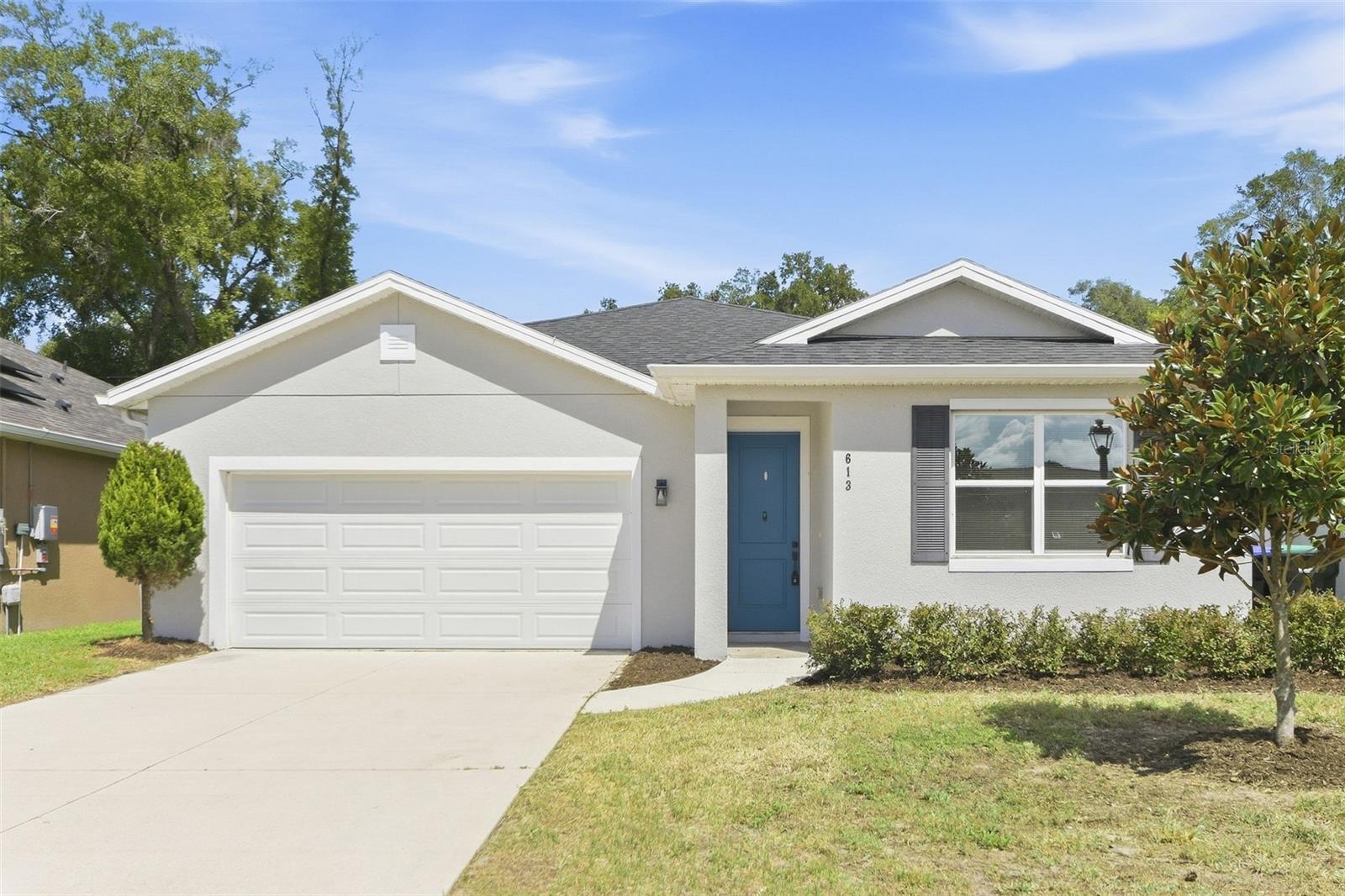 En Venta 613 DOMINISH ESTATES DR, APOPKA, FL 32712