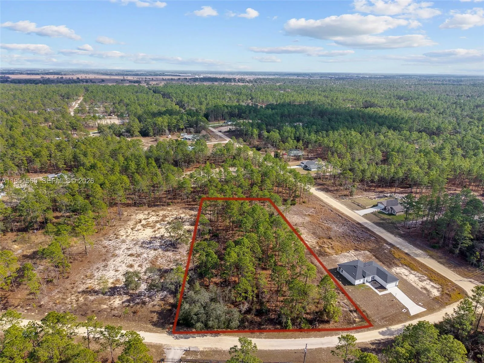 Foto de propiedad en TBD SW 128th Road Terrace, Ocala, FL 34481 Ocala con MLS# 