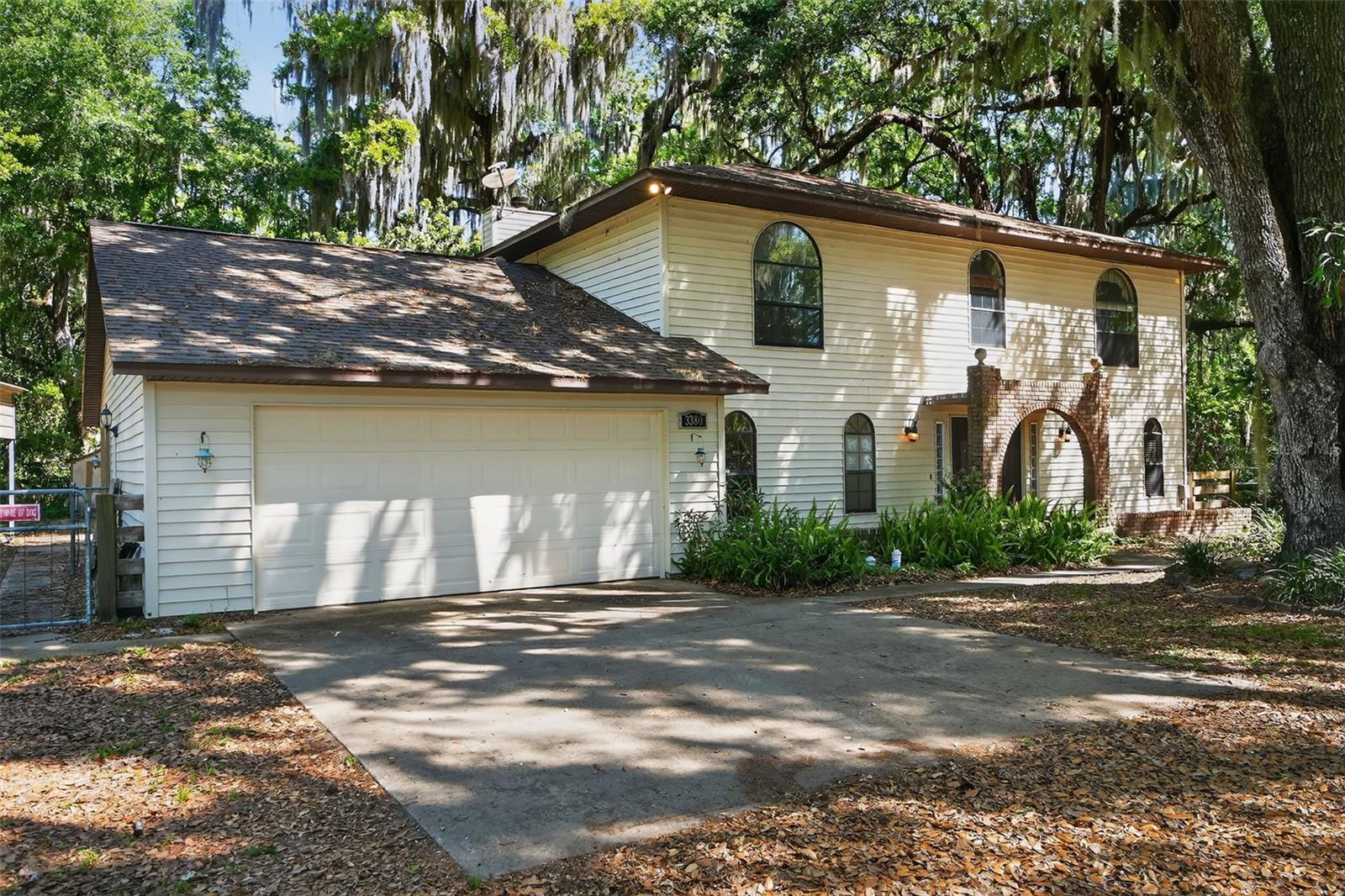 Foto de propiedad en 3380 LIONEL RD MIMS con MLS# V4948071