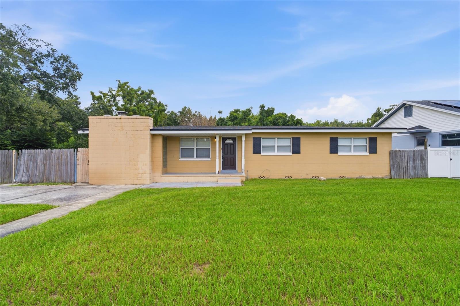 Foto de propiedad en 3519 CALUMET DR ORLANDO con MLS# V4950881