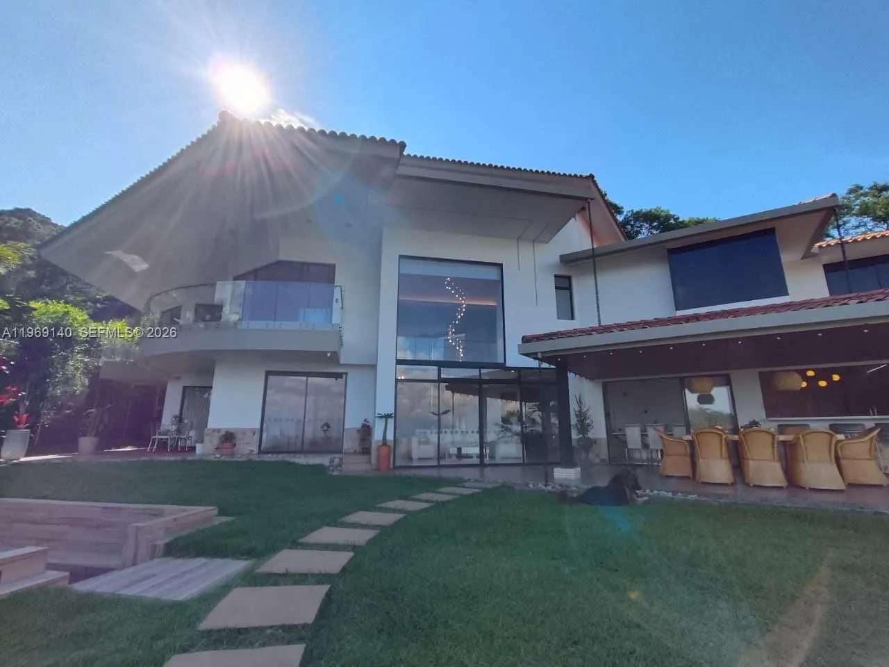 Foto de propiedad en Via Dapa Km1, CO  con MLS# 