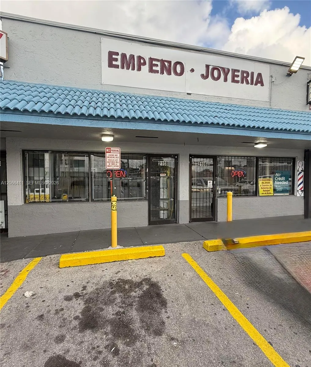 En Venta W Palm Avenue, Hialeah, FL 33010, Hialeah, FL 33010