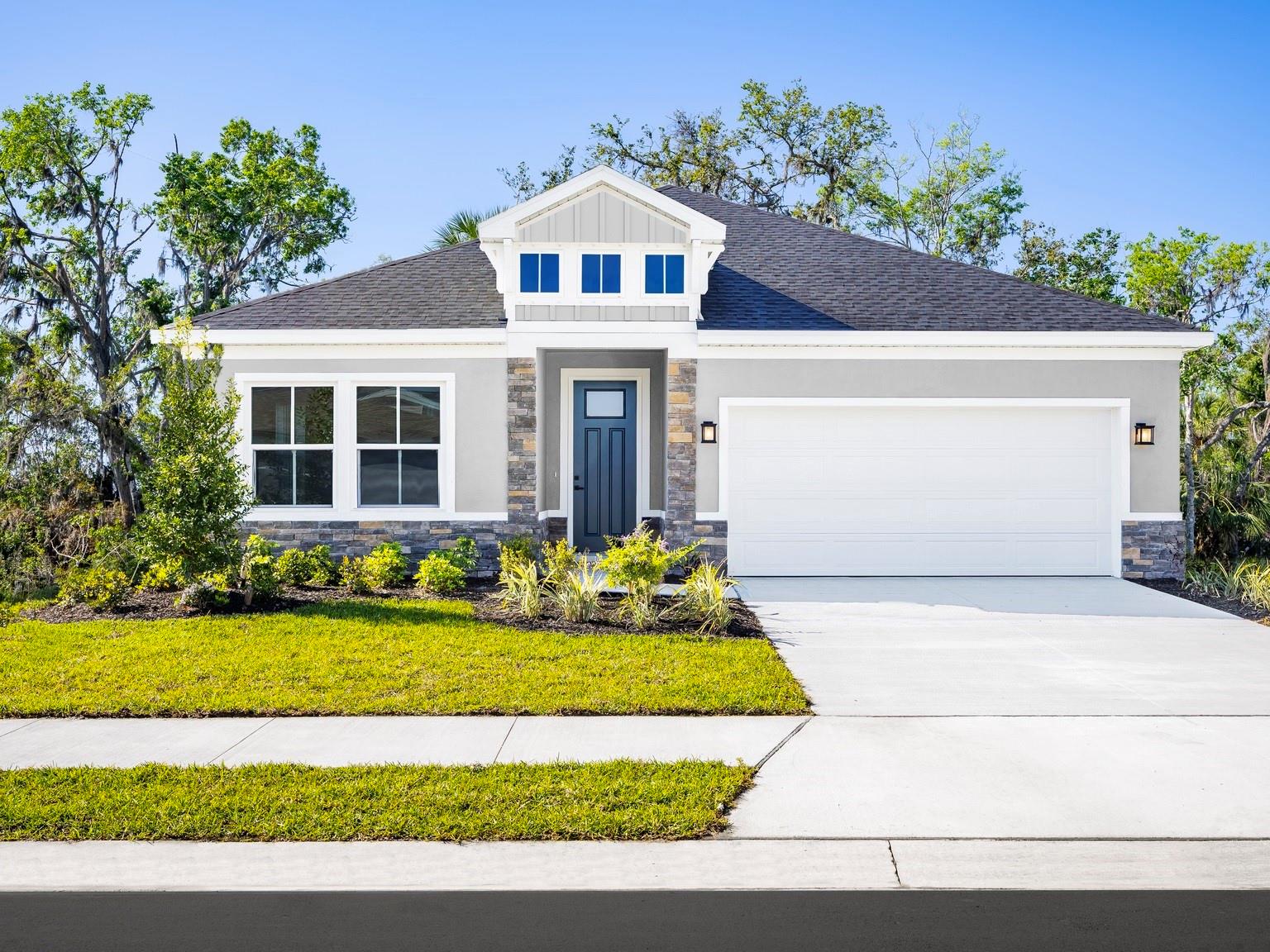 Foto de propiedad en 2568 NILGIRI ST NW PALM BAY con MLS# W7882372