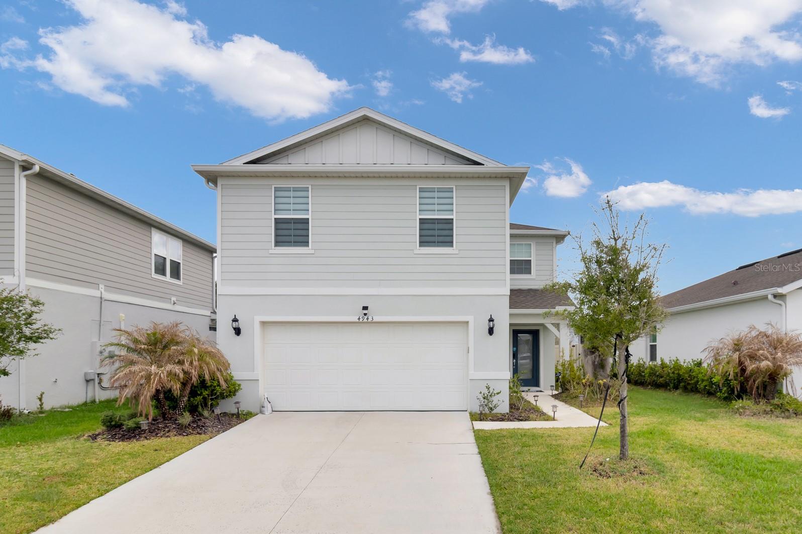 Foto de propiedad en 4943 ROYAL POINT AVE KISSIMMEE con MLS# W7884068
