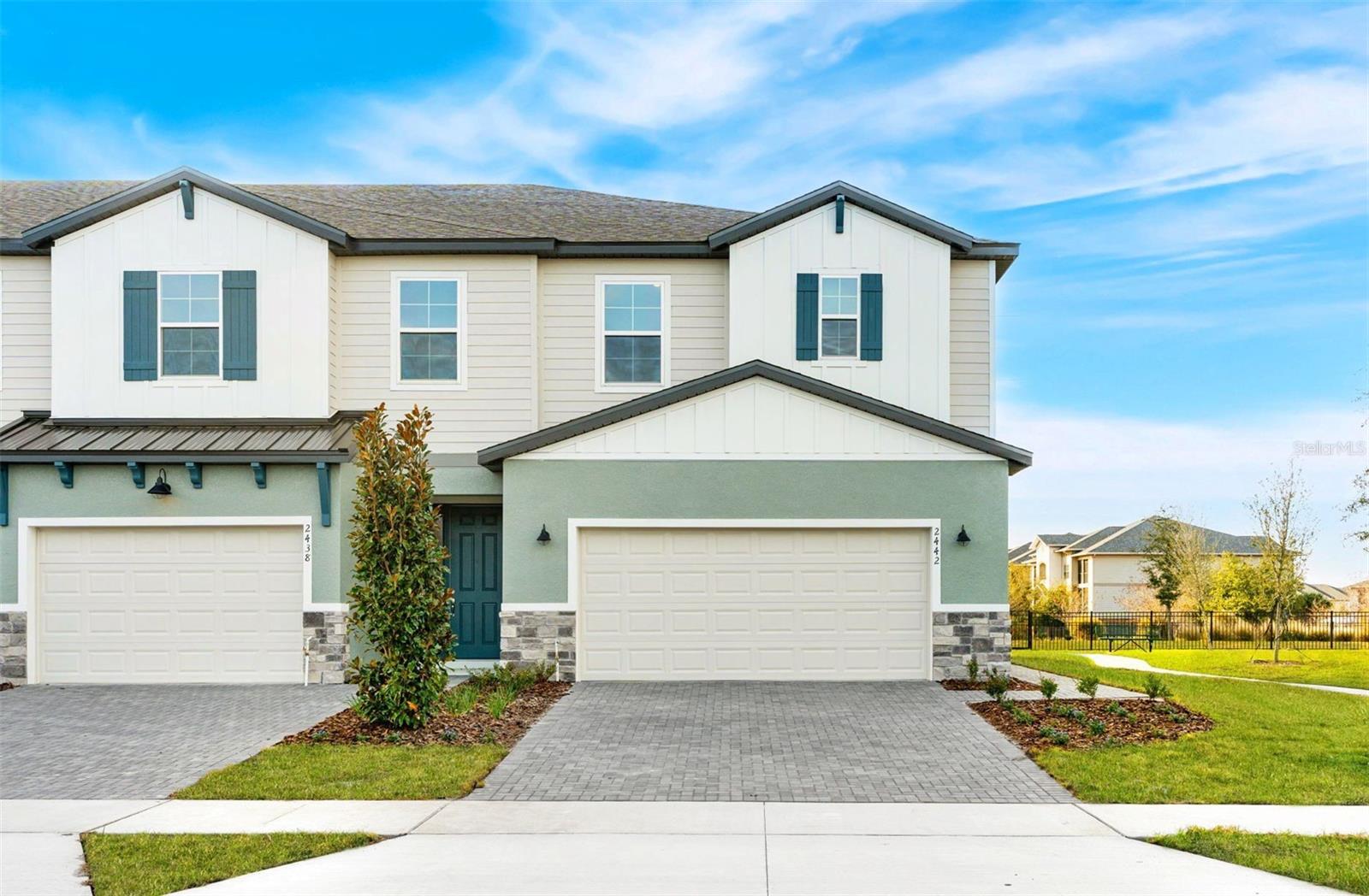 Foto de propiedad en 1109 ORANGE TRAILSIDE WAY OCOEE con MLS# W7884484
